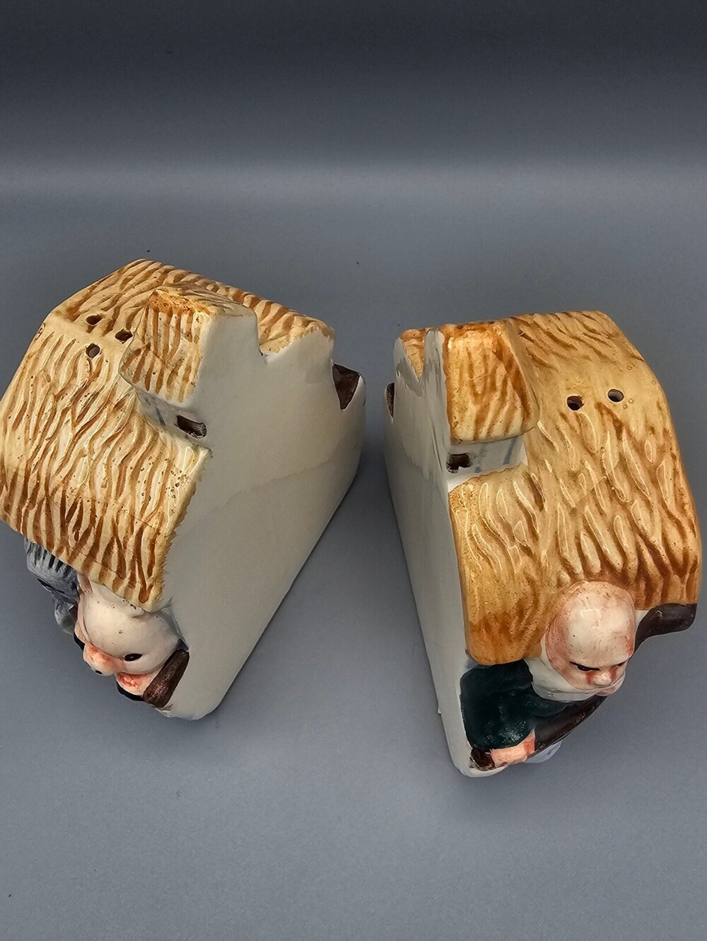 Vintage Ceramic Noah's Ark Salt and Pepper Shakers - Picture 4 of 7